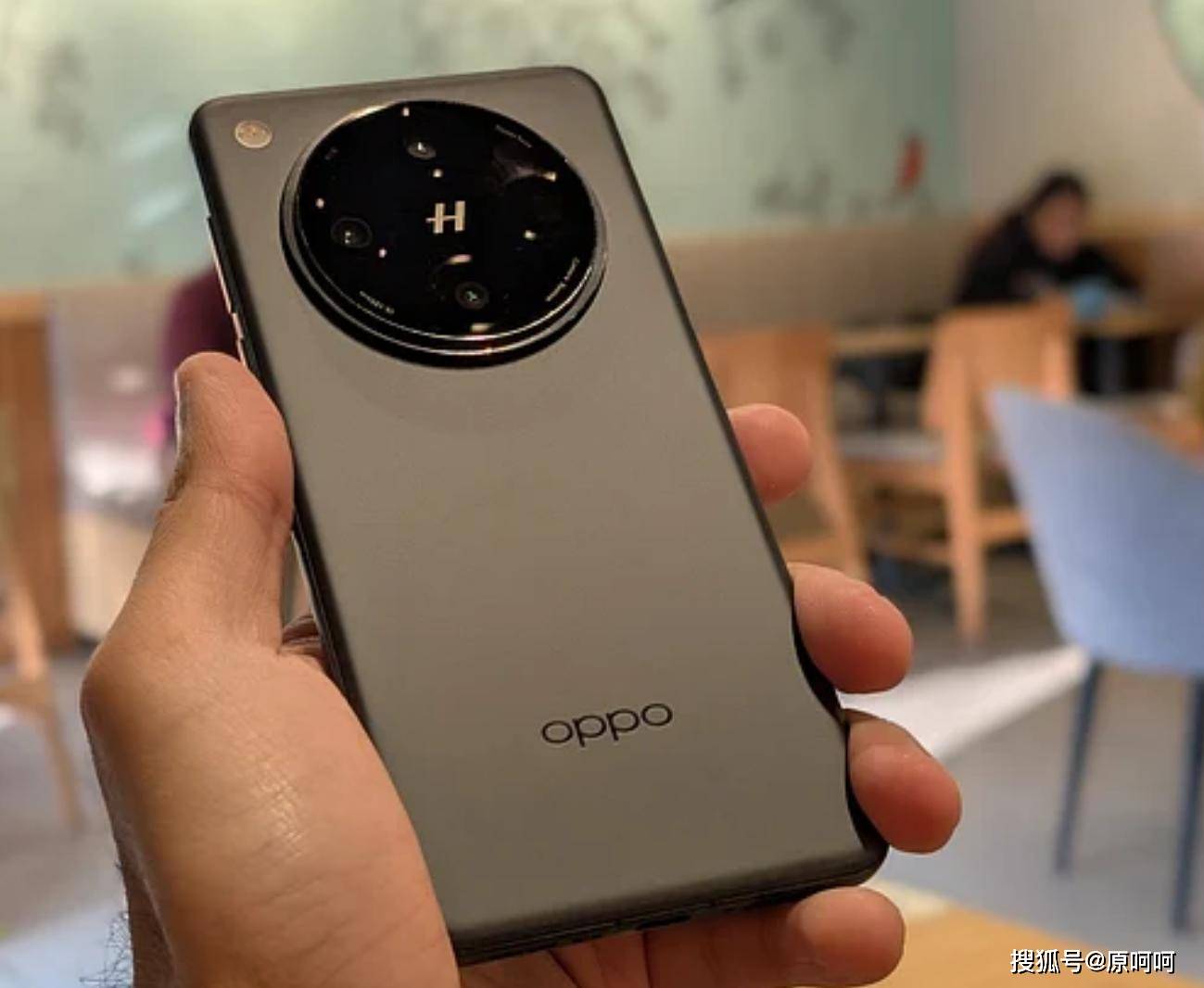 OPPO手机哪款最香？2025年OPPO手机选购攻略：这五款让我爱不释手