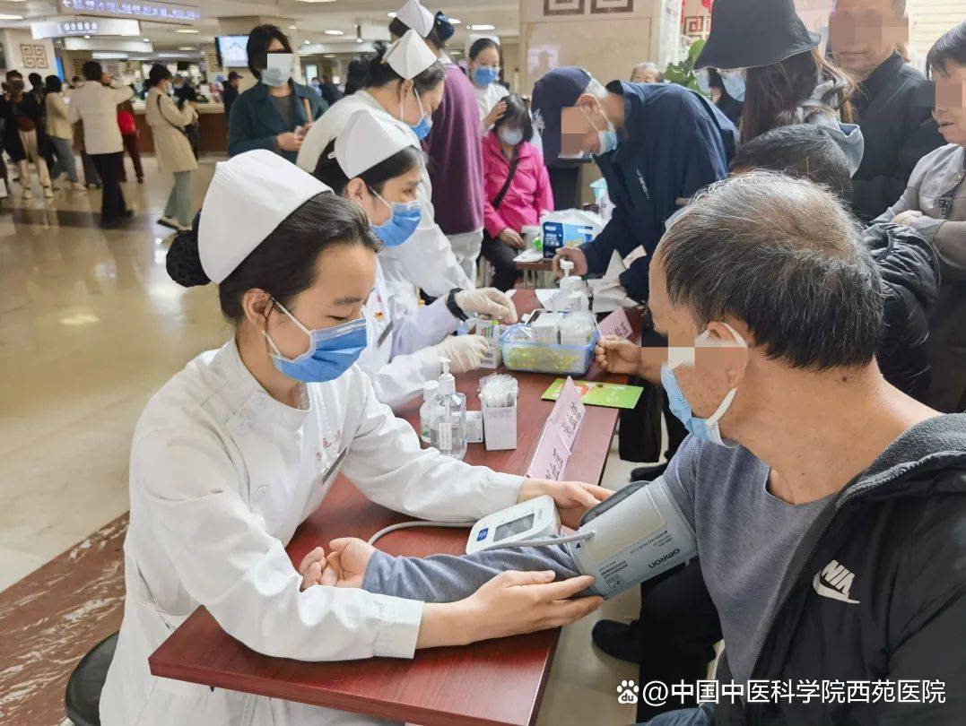 护理资讯 | 西苑护理科普行，润泽百姓践初心