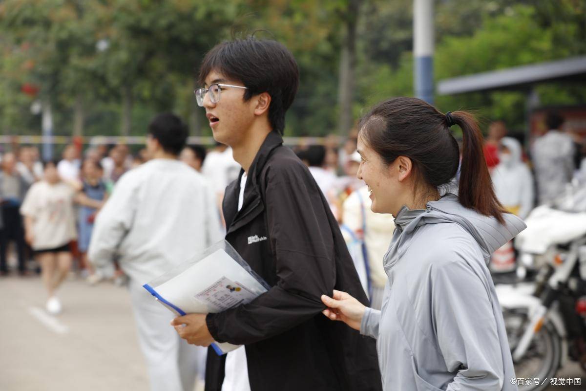 专升本算统招吗？统招专升本与成人教育专升本的区别及选择分析